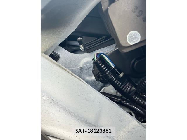 Toyota COROLLA SPORT 2023-09 8098589-27
