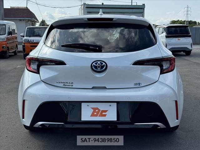 Toyota COROLLA SPORT 2023-09 8129468-13