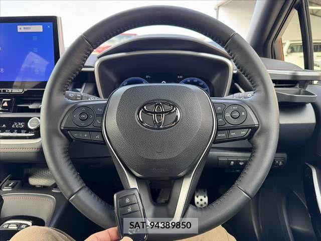 Toyota COROLLA SPORT 2023-09 8129468-6