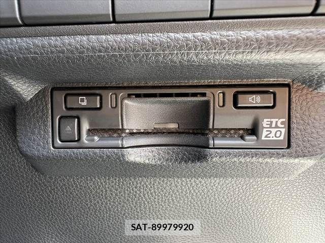Toyota COROLLA SPORT 2024-05 8206960-6
