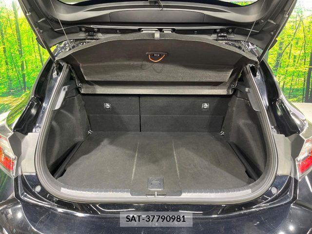 Toyota COROLLA SPORT 2018-11 8206963-9