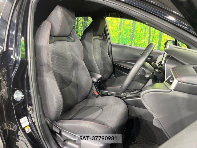 Toyota COROLLA SPORT 2018-11 8206963-7