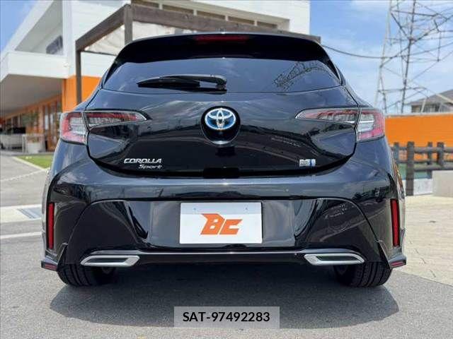 Toyota COROLLA SPORT 2019-10 8229357-13
