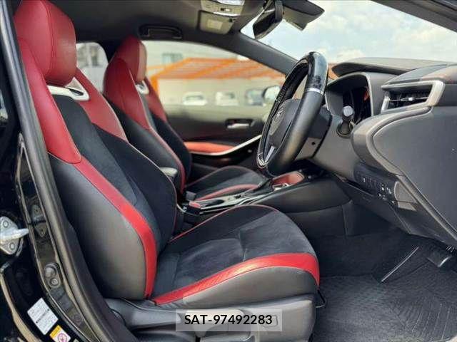 Toyota COROLLA SPORT 2019-10 8229357-15