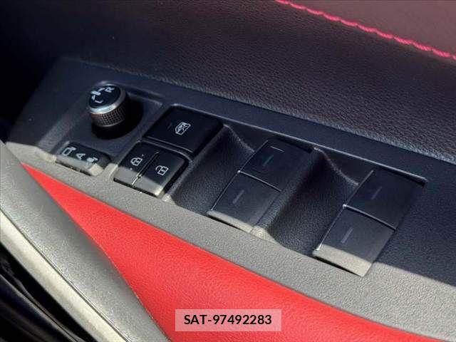 Toyota COROLLA SPORT 2019-10 8229357-26
