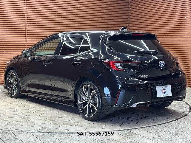 Toyota COROLLA SPORT 2023-06 8244879-16