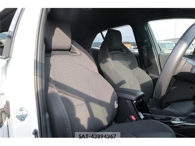 Toyota COROLLA SPORT 2020-07 8313821-9