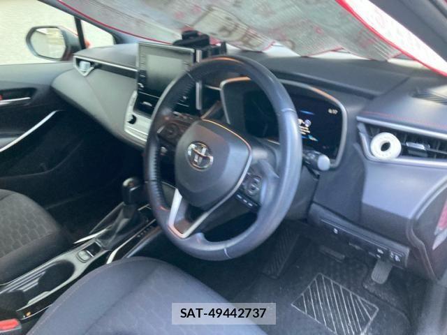 Toyota COROLLA SPORT 2019-10 8313823-14