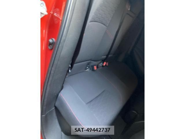 Toyota COROLLA SPORT 2019-10 8313823-24