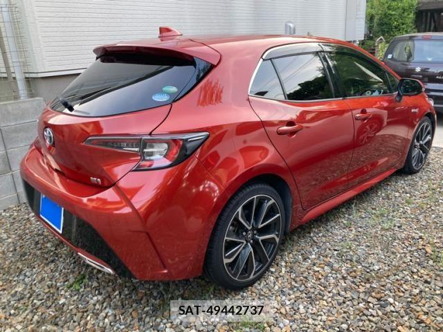 Toyota COROLLA SPORT 2019-10 8313823-4