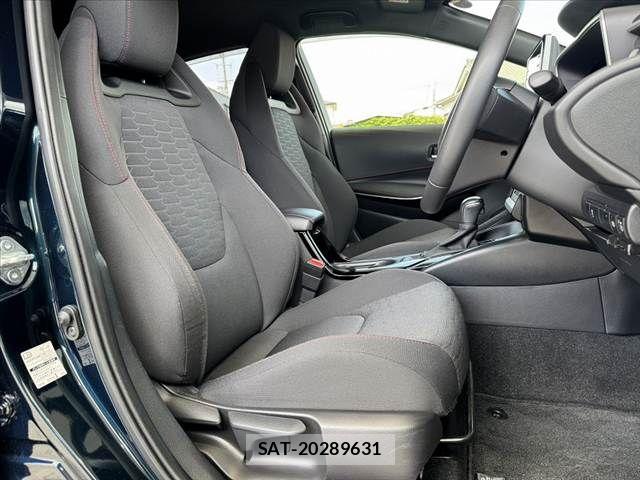 Toyota COROLLA SPORT 2021-02 8313822-14