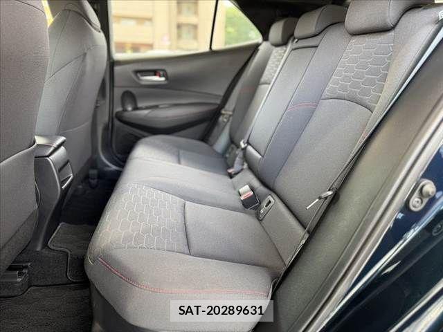 Toyota COROLLA SPORT 2021-02 8313822-17