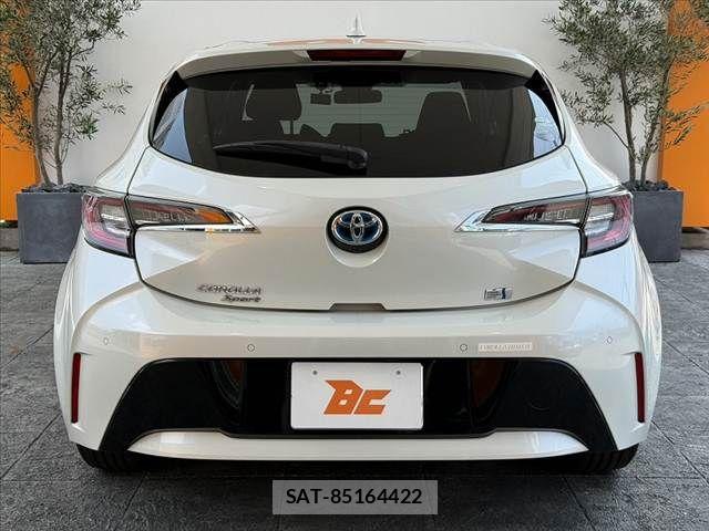 Toyota COROLLA SPORT 2018-07 8335293-13