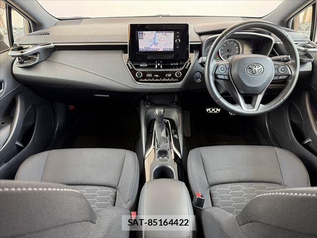 Toyota COROLLA SPORT 2018-07 8335293-1