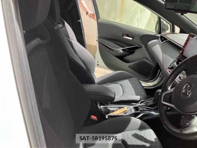 Toyota COROLLA SPORT 2021-09 8365232-21