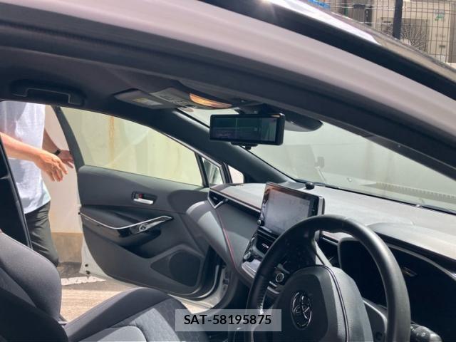 Toyota COROLLA SPORT 2021-09 8365232-22