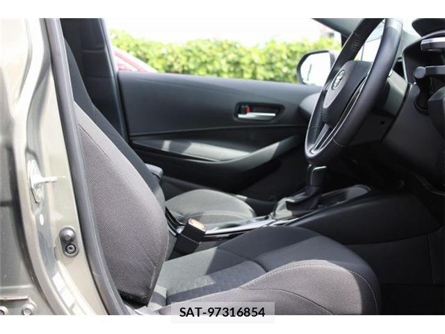 Toyota COROLLA SPORT 2019-05 8524135-29