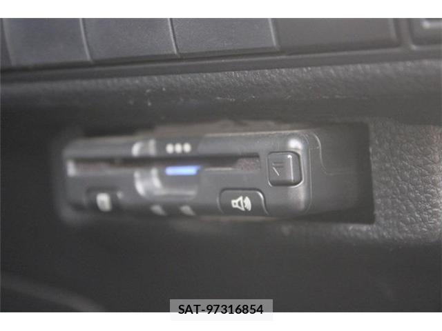 Toyota COROLLA SPORT 2019-05 8524135-3