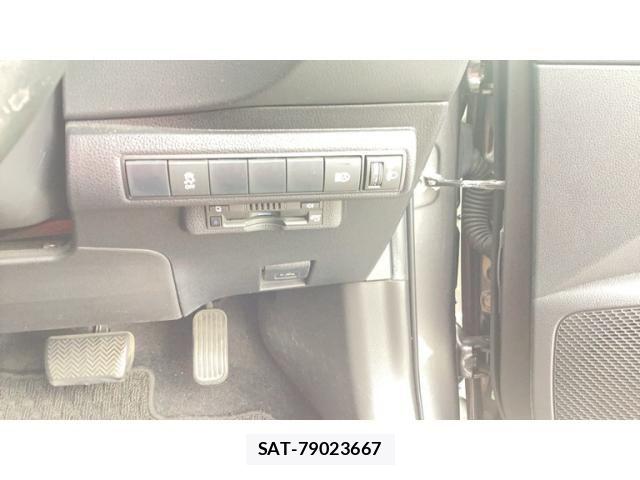 Toyota COROLLA SPORT 2021-05 8561511-9