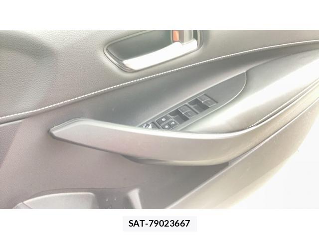 Toyota COROLLA SPORT 2021-05 8561511-10