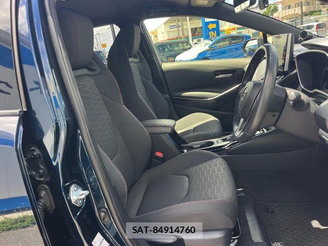 Toyota COROLLA SPORT 2020-11 8561509-8