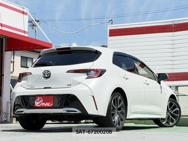 Toyota COROLLA SPORT 2021-09 8561508-2