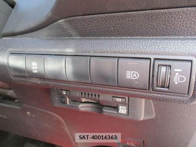 Toyota COROLLA SPORT 2018-07 8741284-26