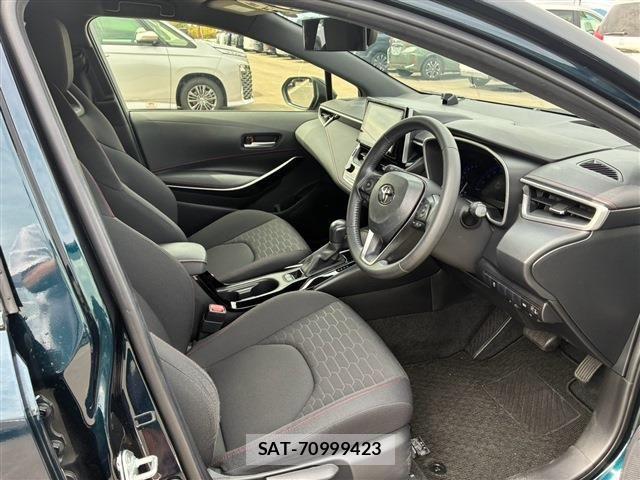 Toyota COROLLA SPORT 2019-07 8779819-12