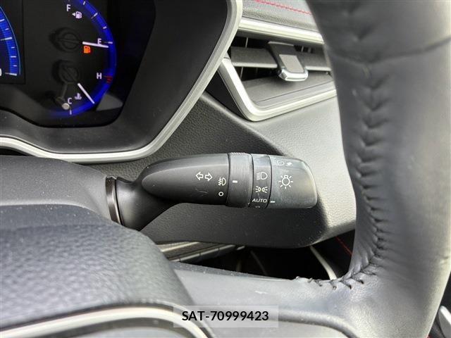 Toyota COROLLA SPORT 2019-07 8779819-21