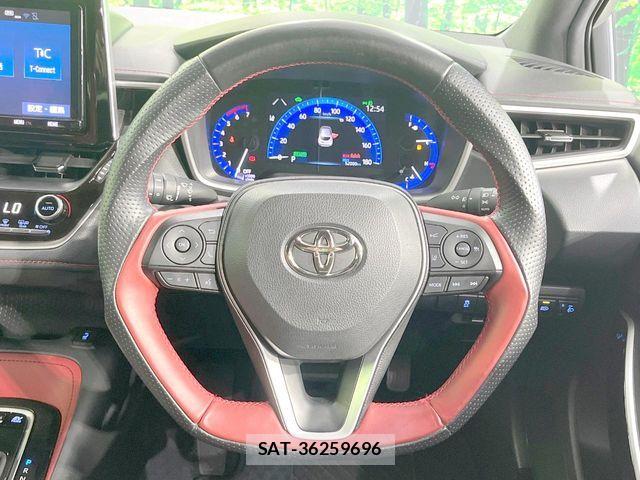 Toyota COROLLA SPORT 2018-09 8795562-10