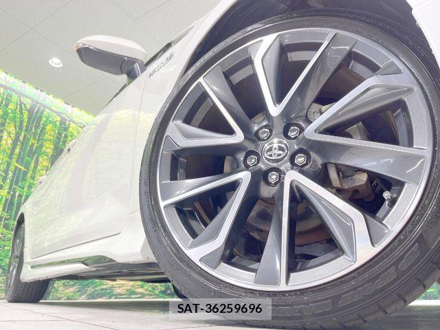 Toyota COROLLA SPORT 2018-09 8795562-12