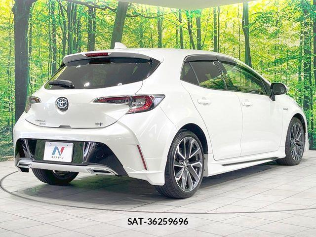 Toyota COROLLA SPORT 2018-09 8795562-16