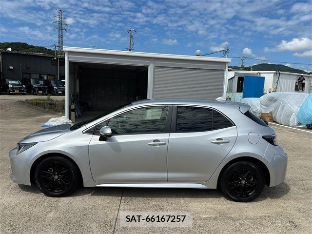 Toyota COROLLA SPORT 2021-11 8828339-11