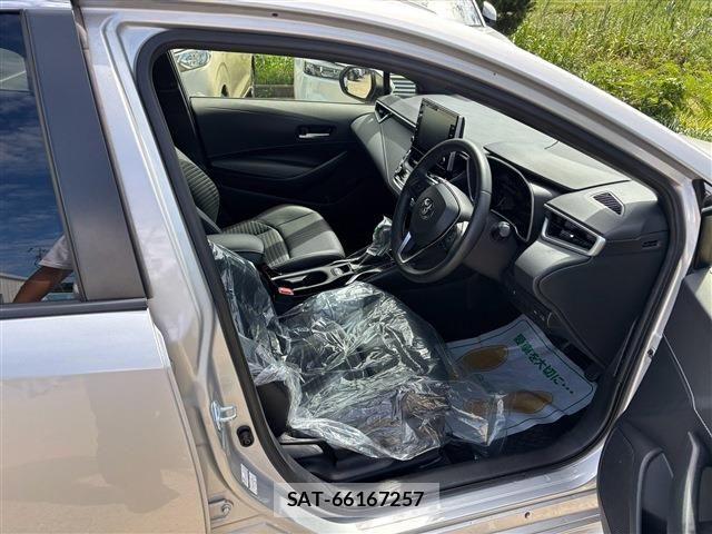 Toyota COROLLA SPORT 2021-11 8828339-17