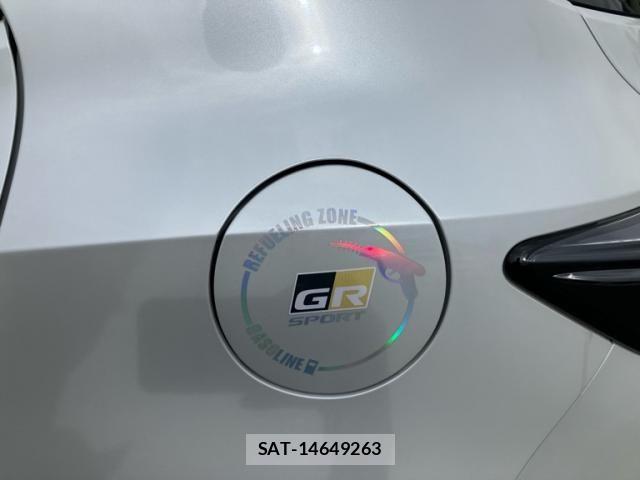 Toyota COROLLA SPORT 2022-02 8848534-15