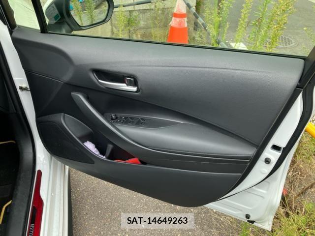 Toyota COROLLA SPORT 2022-02 8848534-16