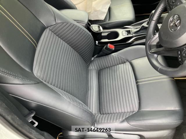 Toyota COROLLA SPORT 2022-02 8848534-18