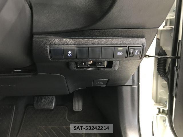 Toyota COROLLA SPORT 2019-03 8879188-20