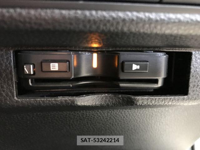 Toyota COROLLA SPORT 2019-03 8879188-21