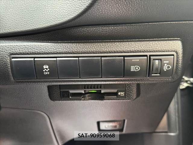 Toyota COROLLA SPORT 2021-07 8879186-27