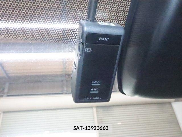 Toyota COROLLA SPORT 2019-06 8879187-12