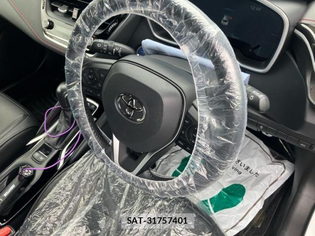 Toyota COROLLA SPORT 2022-08 8879183-14