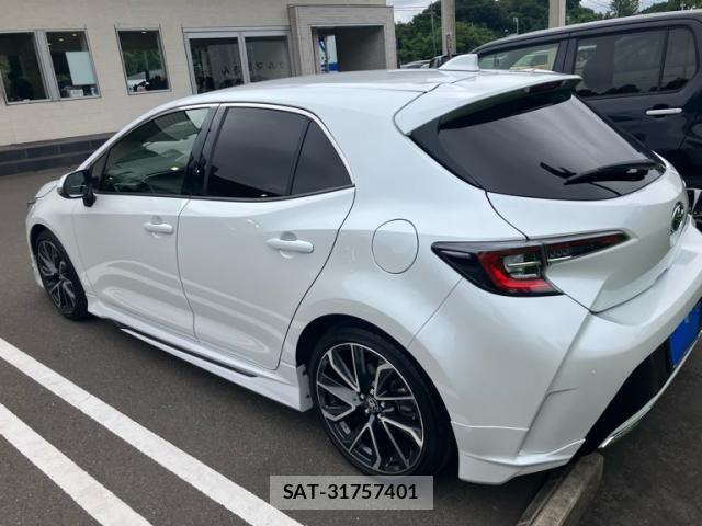Toyota COROLLA SPORT 2022-08 8879183-3