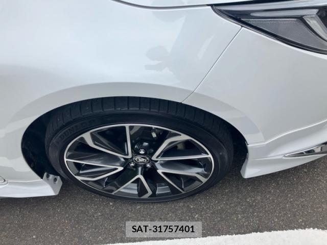 Toyota COROLLA SPORT 2022-08 8879183-7