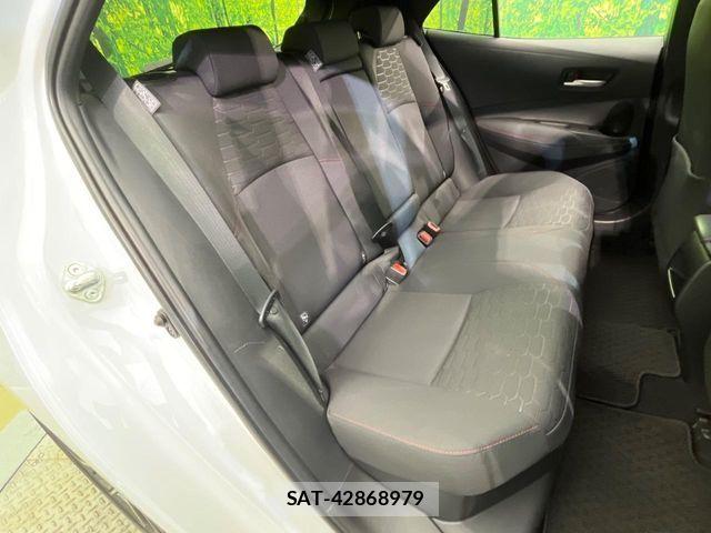 Toyota COROLLA SPORT 2022-10 8879184-9