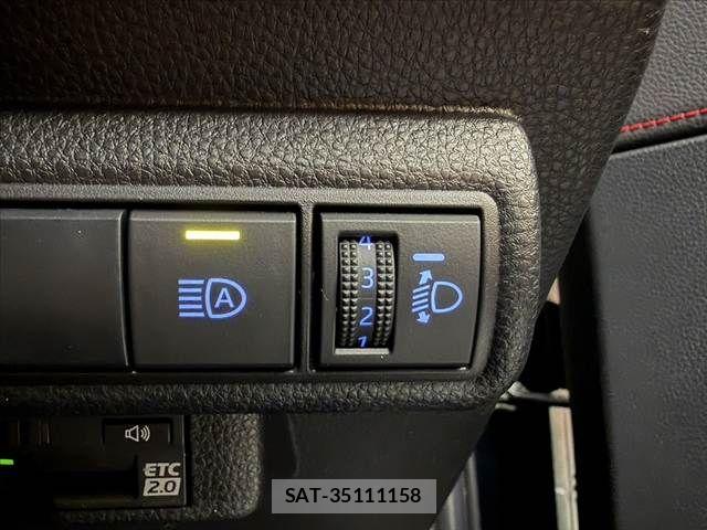 Toyota COROLLA SPORT 2018-07 8883445-23