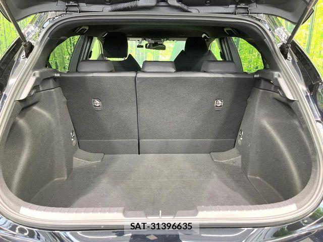 Toyota COROLLA SPORT 2023-06 999205-9