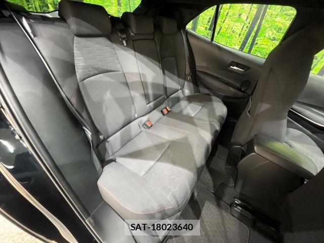 Toyota COROLLA SPORT 2023-06 1039158-8