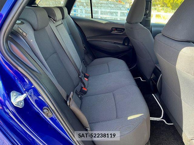 Toyota COROLLA TOURING 2019-10 3766768-9