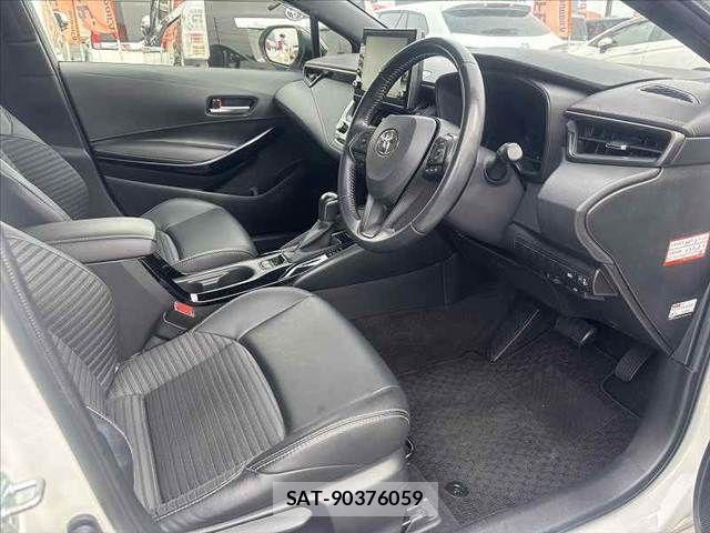 Toyota COROLLA TOURING 2020-08 6010436-15